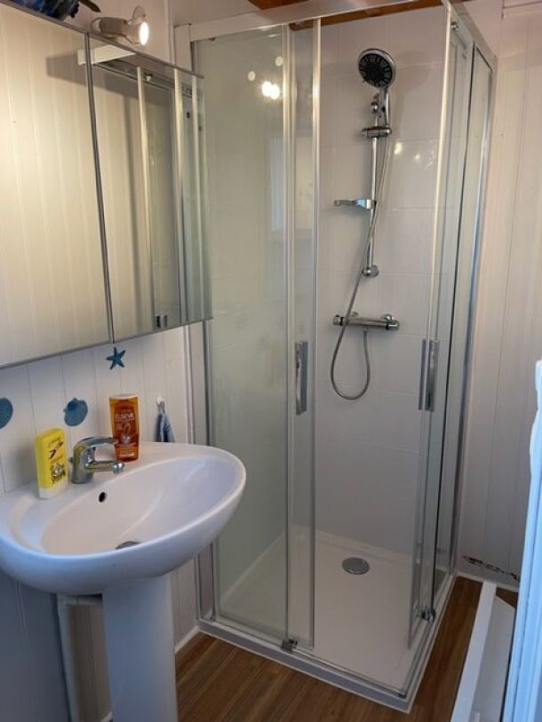 Rénovation d’une salle de bain dans un mobil-home à California Park, Cabourg