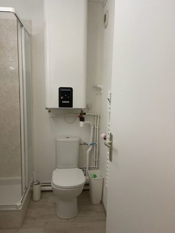 Rénovation d’une salle de bain avec douche à accès facile