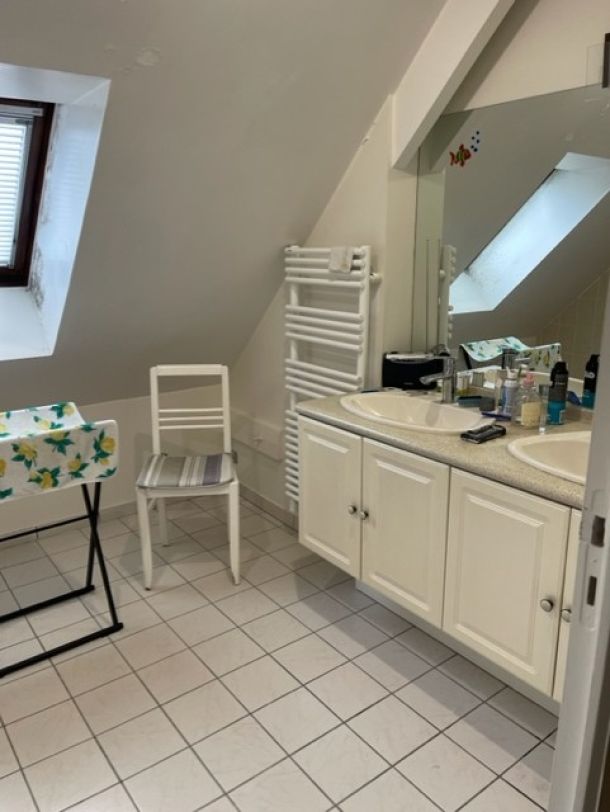 Rénovation d’une salle de bain avec douche à accès facile