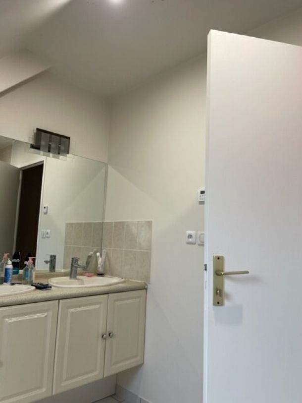 Rénovation d’une salle de bain avec douche à accès facile